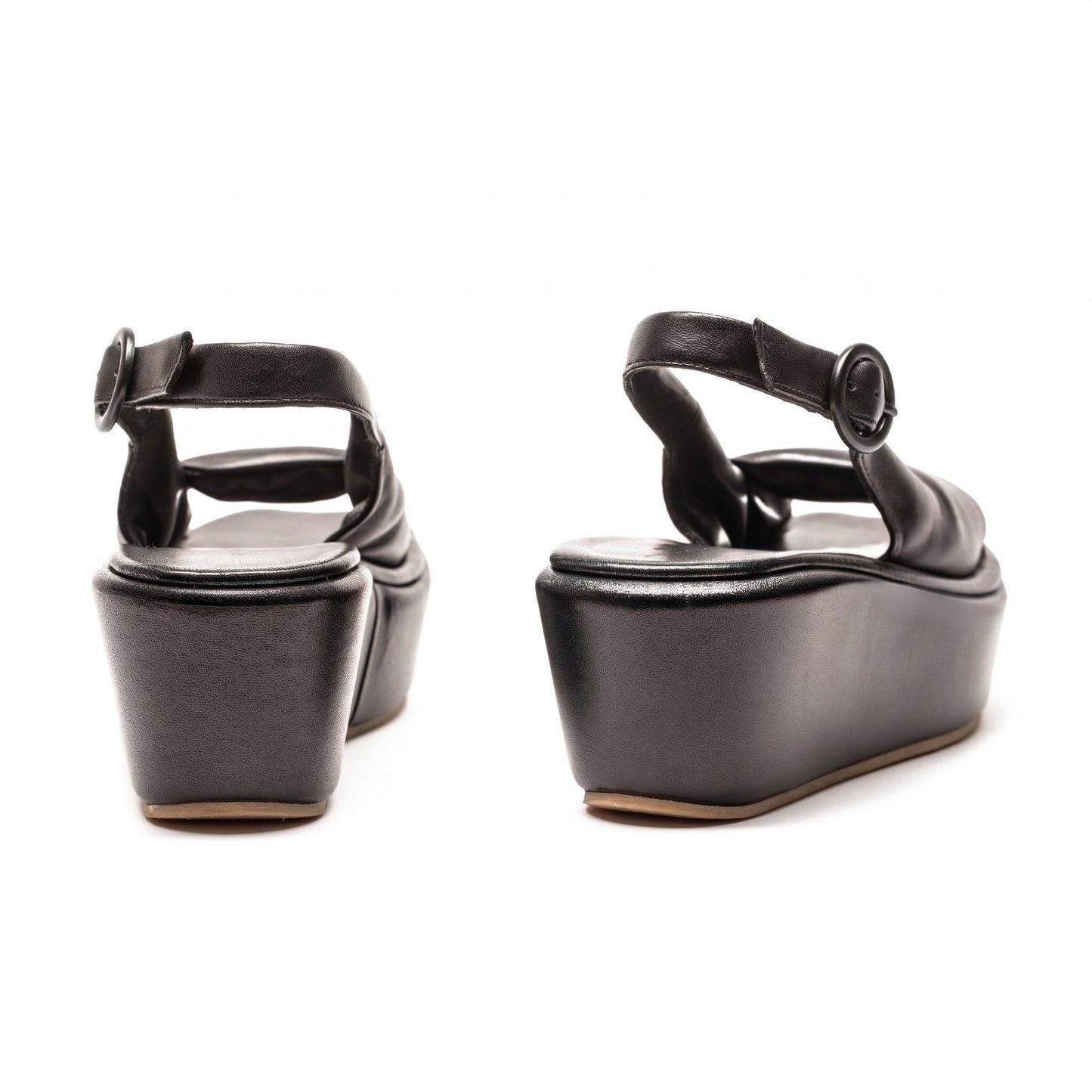 Pillow Black | Leather Sandals | Tracey Neuls