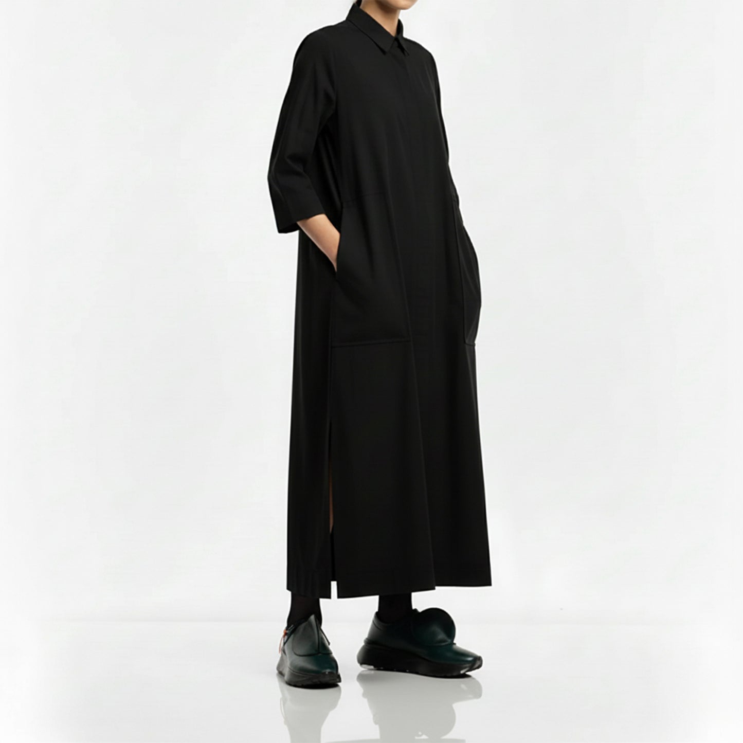 DOT Space | Leather Sneakers