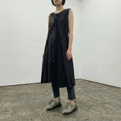 DOT Scrubs | Leather Sneakers | Tracey Neuls