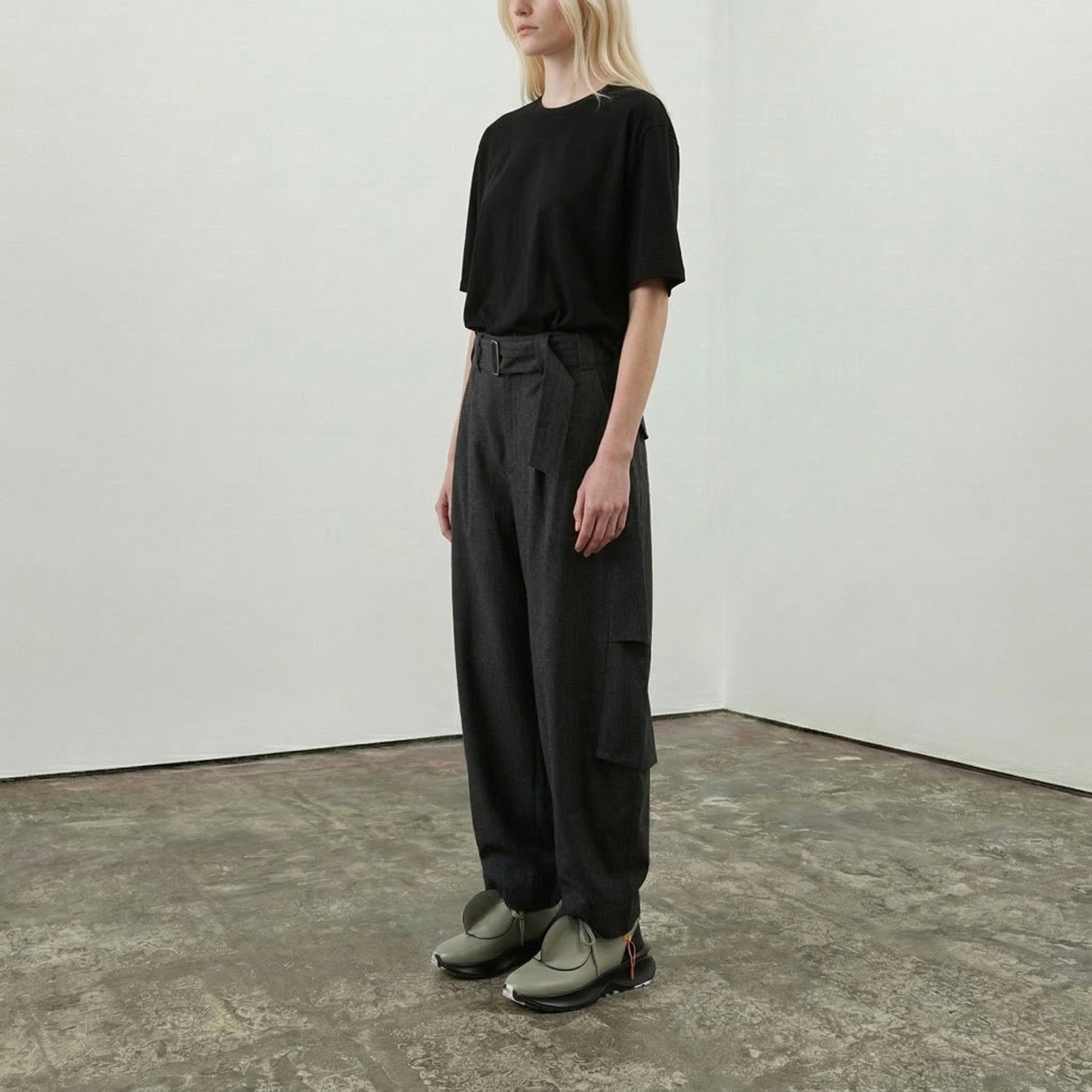 DOT Scrubs | Leather Sneakers | Tracey Neuls