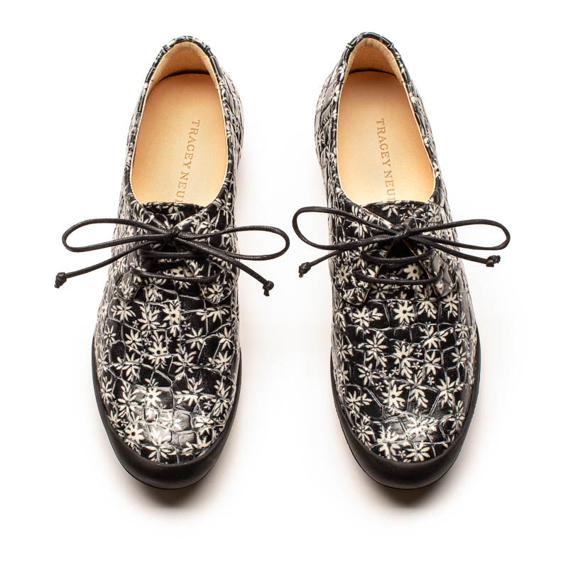 GEEK Daisy | Printed Embossed Leather Sneaker | Tracey Neuls