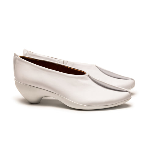 SS24 GENE White | Leather Slip On Mid Heels