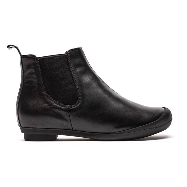 GEORGE Smoke | Black Leather Chelsea Boots - Tracey Neuls