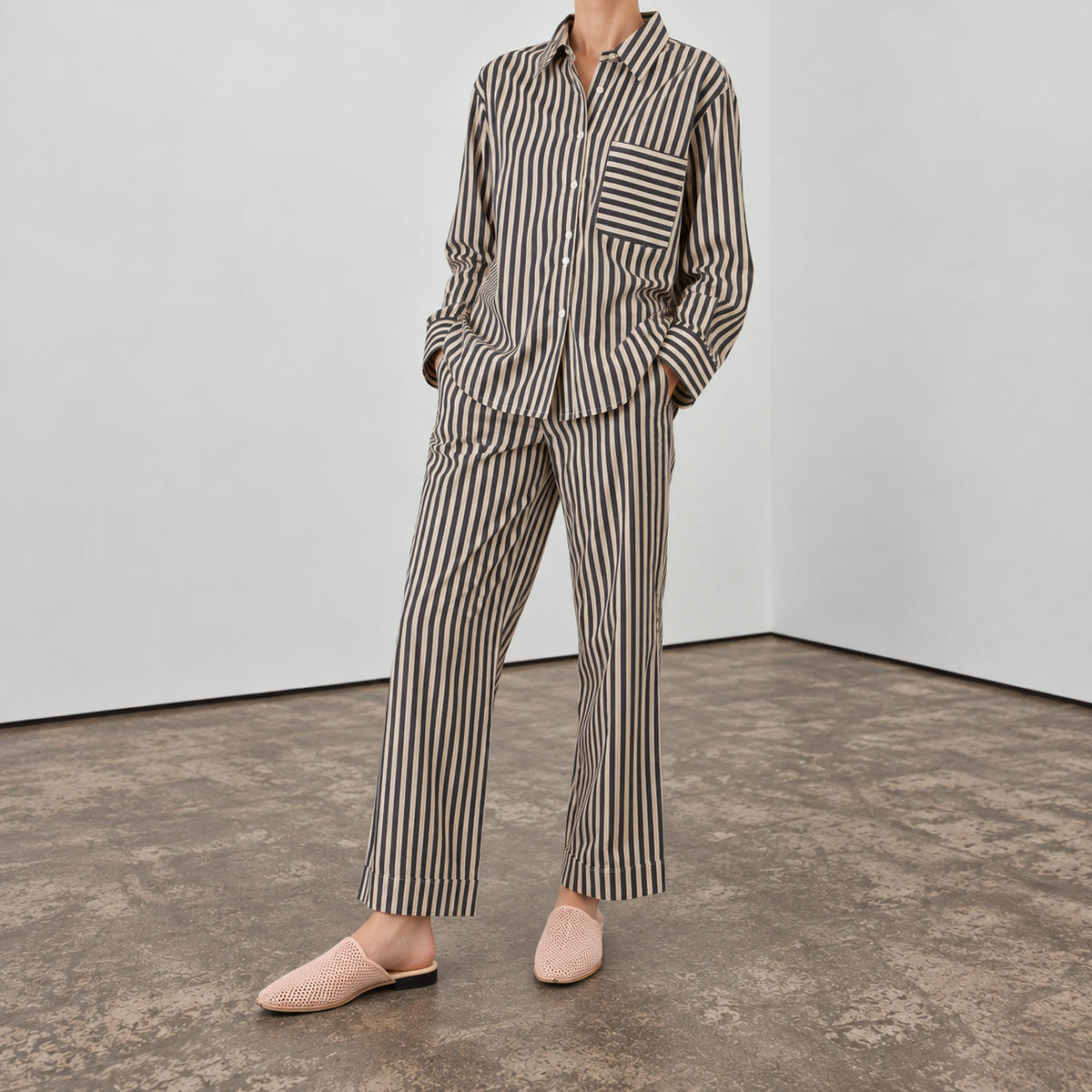 LALA Grapefruit | Perforated Leather Slipper