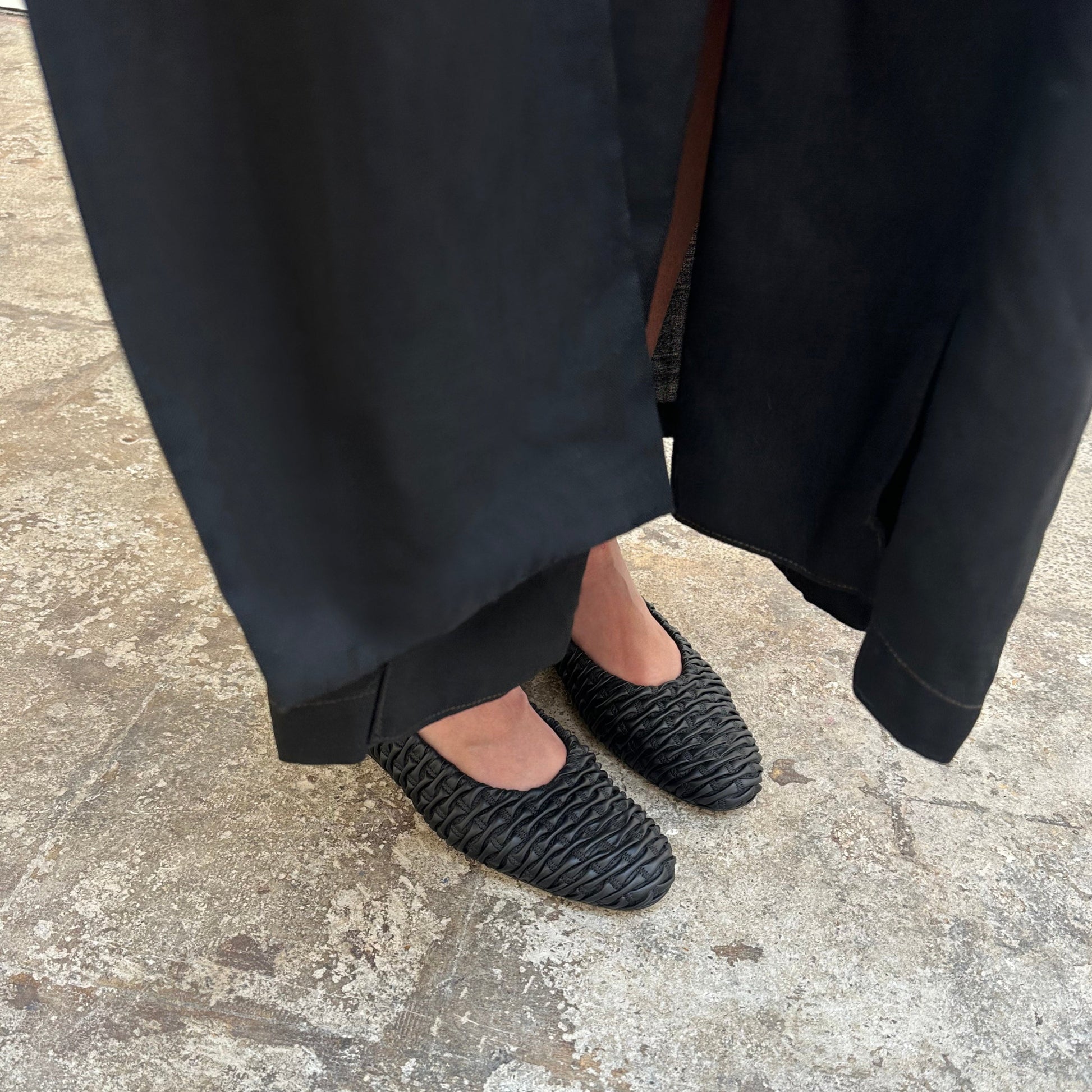 MABONA Smoke | Slip Ons | Tracey Neuls