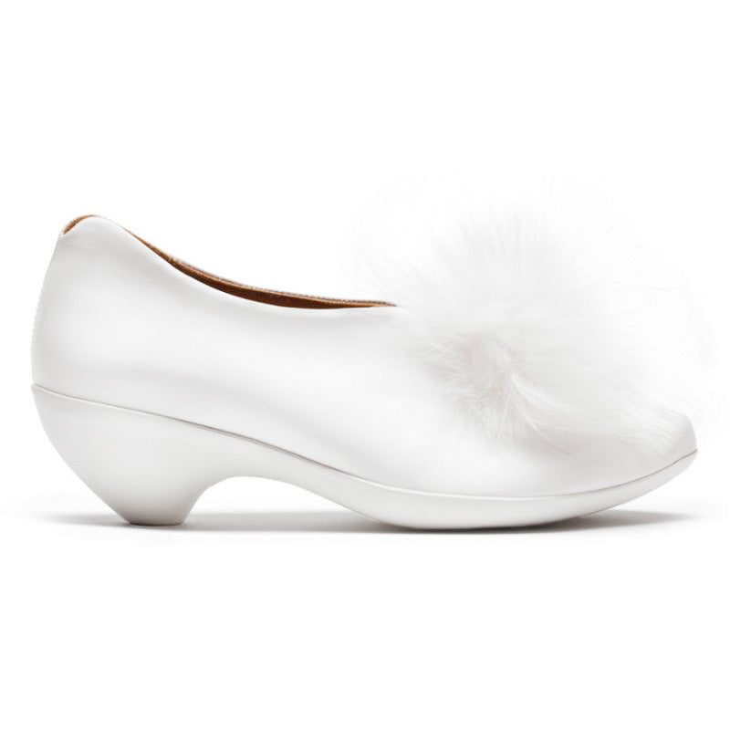 SS25_29 PUFFBALL White | Leather Slip On | Tracey Neuls