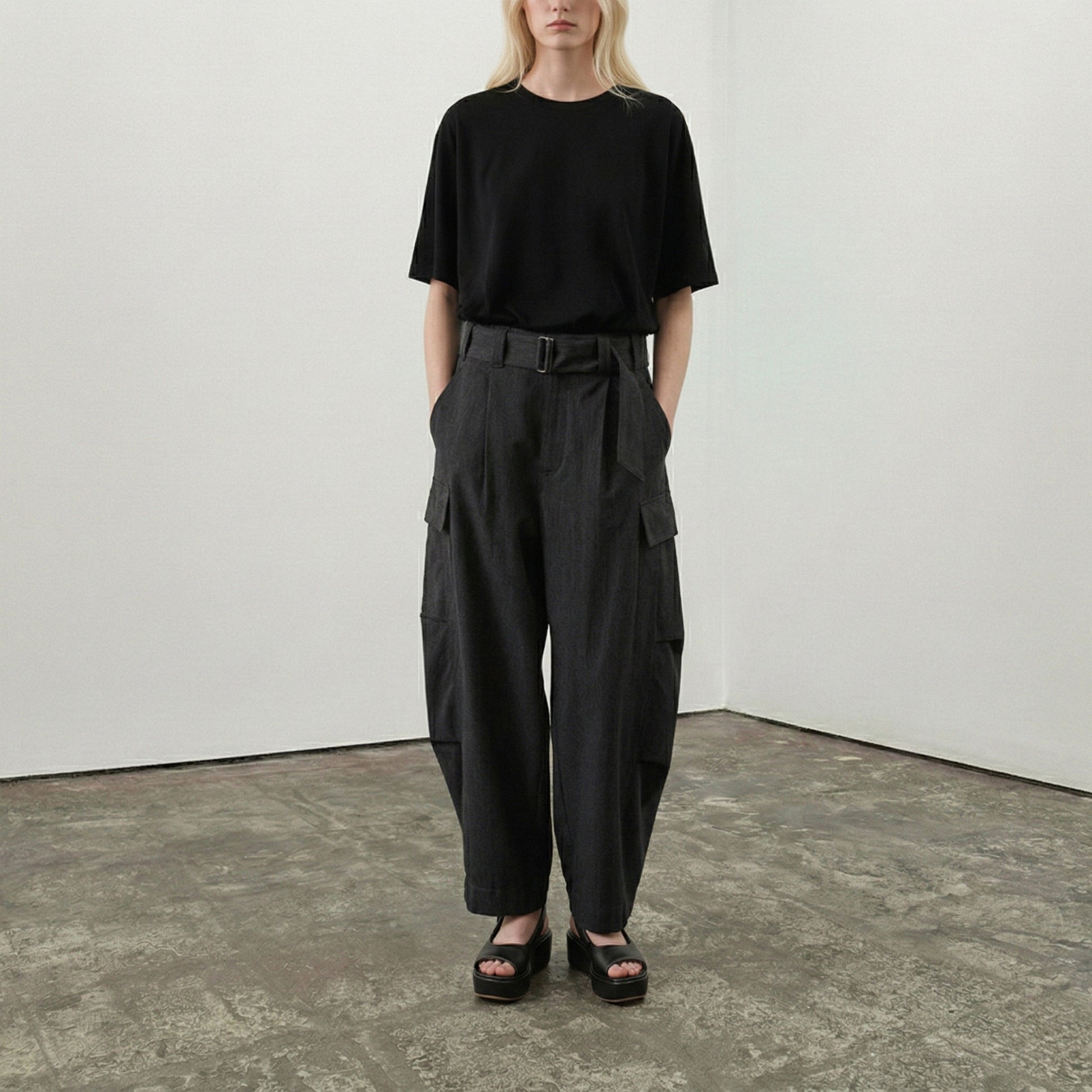 Pillow Black | Leather Sandals | Tracey Neuls