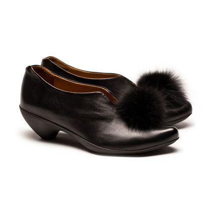 SS25_30 PUFFBALL Black | Leather Slip On | Tracey Neuls