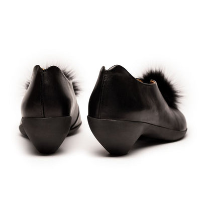 SS25_30 PUFFBALL Black | Leather Slip On | Tracey Neuls