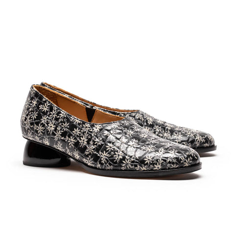SPACE VOID Smoke | Black Leather Slip On Shoes | Tracey Neuls