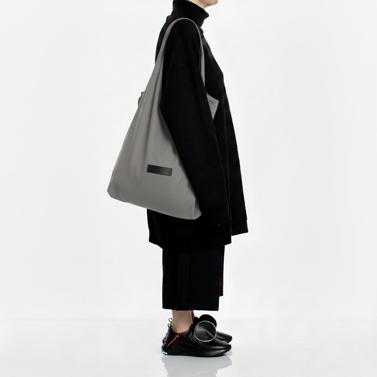 SHOPPER Koala Grey | Corduroy Bag | Tracey Neuls