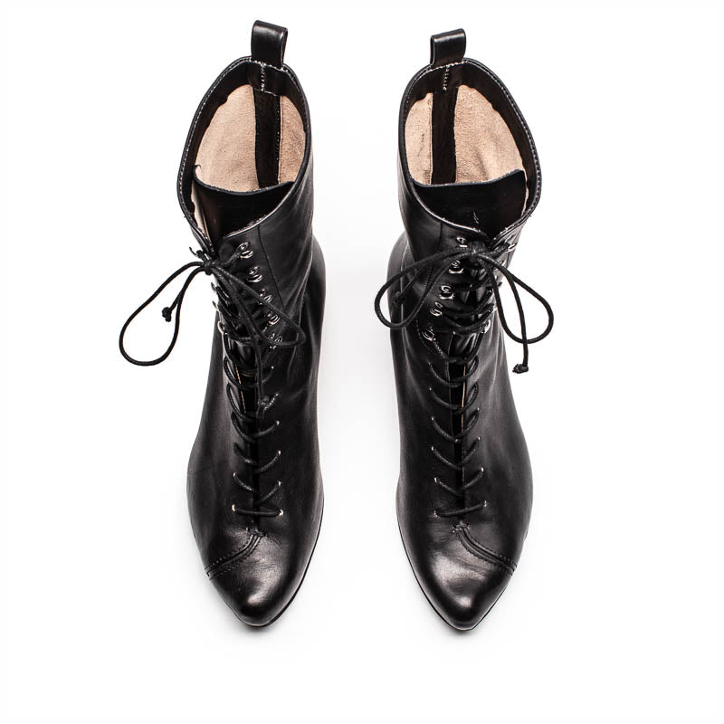 TANYA Smoke | Black Leather High Boots | Tracey Neuls