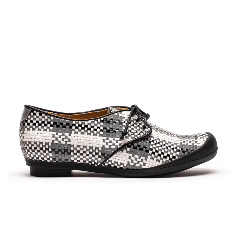 White sale snakeskin shoes