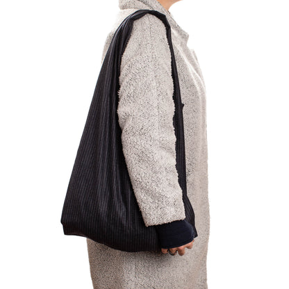 lightweight wool shopper bag by designer tracey neuls